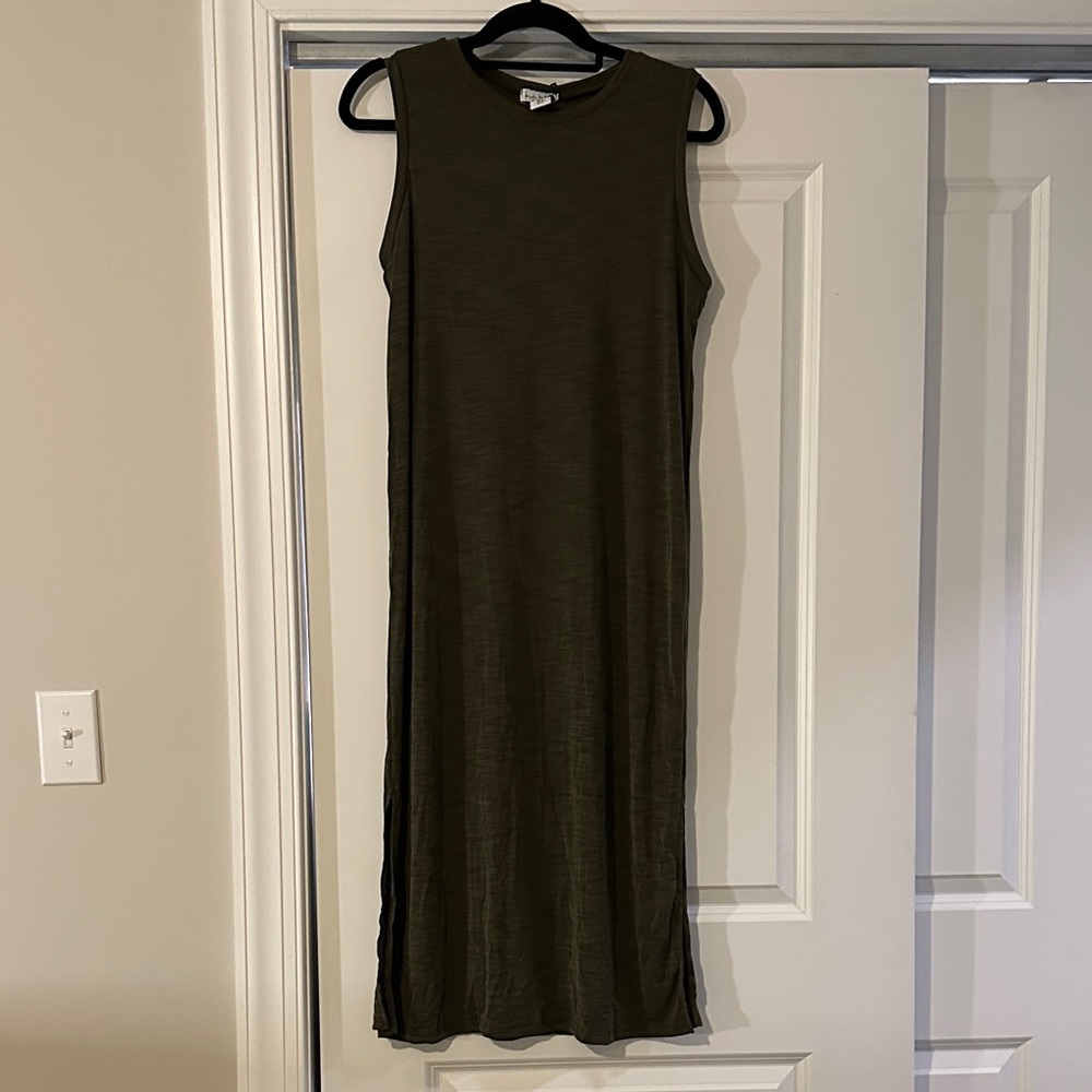 Nicole Miller Olive Green Sleeveless Maxi Dress